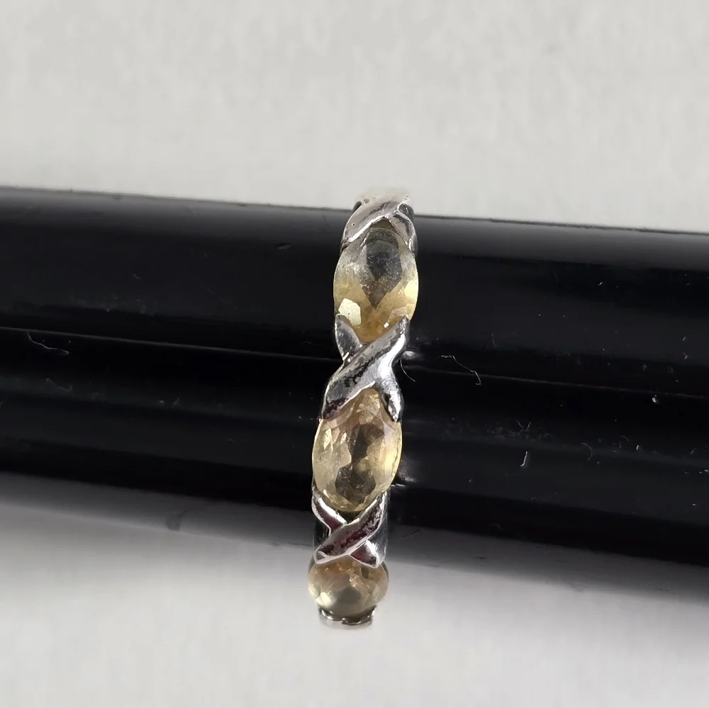 Elegant Sterling Silver 925 Citrine Ring - Picture 3 of 6